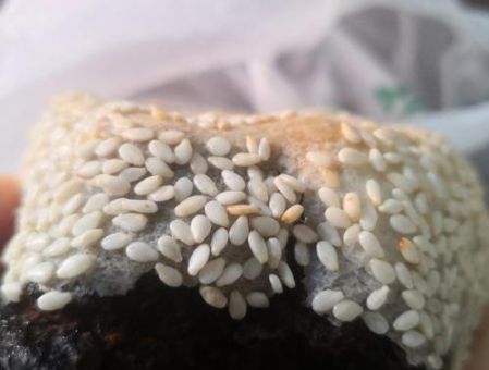 蛤蟆吐蜜的馅料是什么 揭秘传统点心的独特内馅