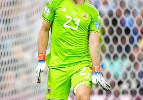 阿根廷门将神了 世界杯关键扑救太震撼